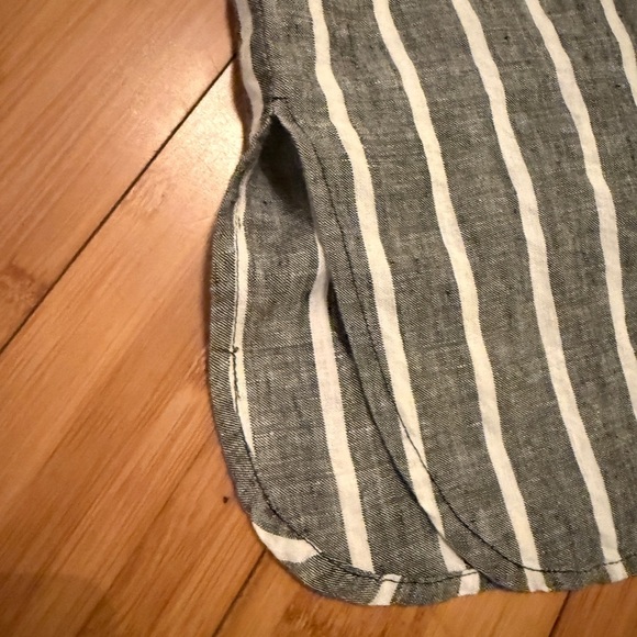 Rafaella Black and White Linen button up blouse - Picture 7 of 11